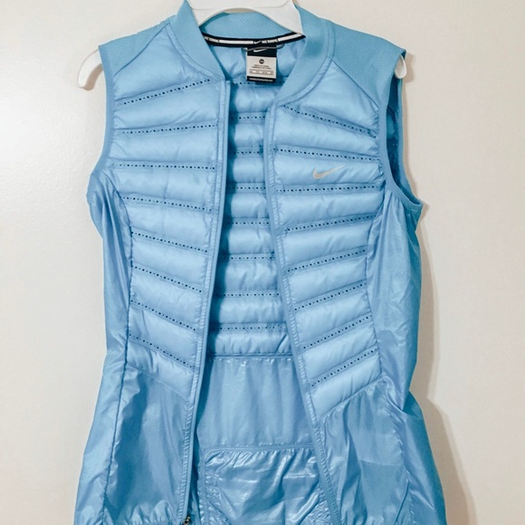 Nike Jackets & Blazers - nike puffer vest